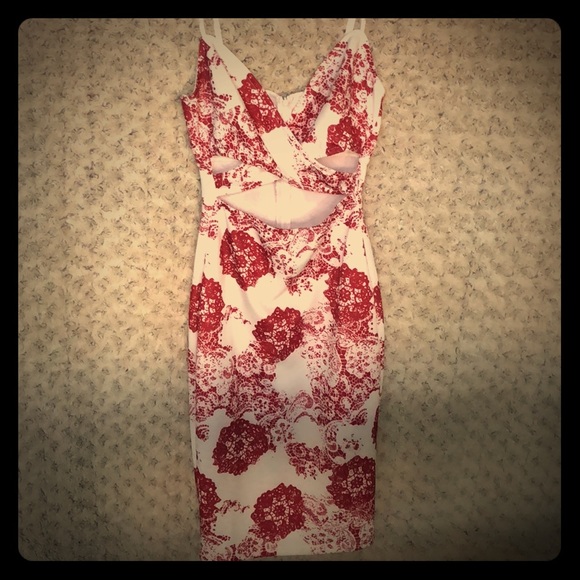 Dresses & Skirts - Red & White Party Dress!